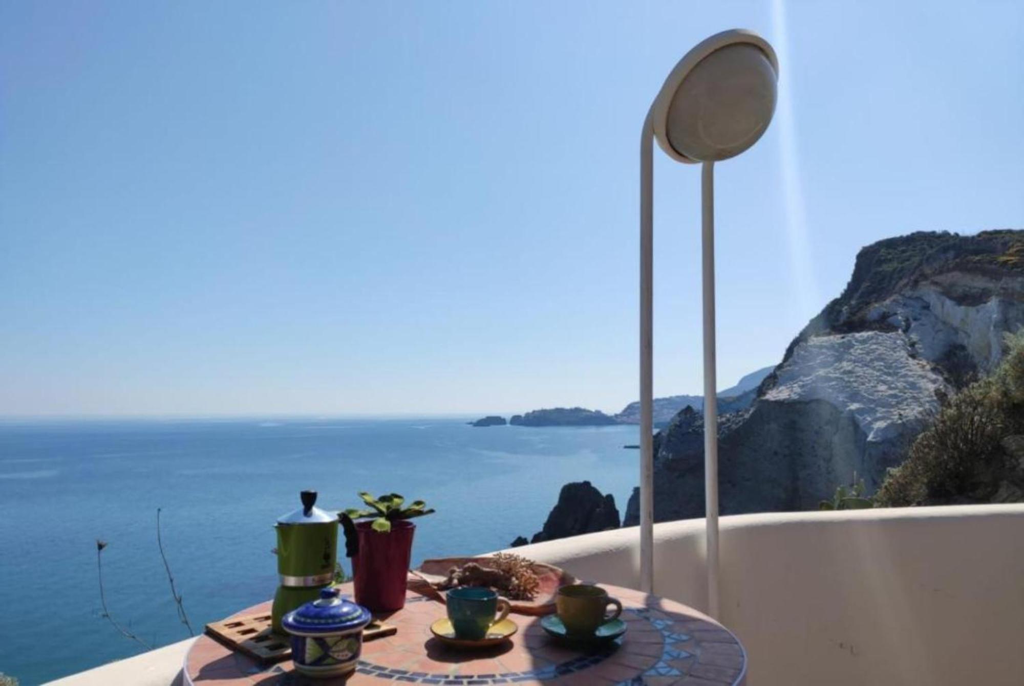 Maridea - Cave Apartments Ponza Bagian luar foto