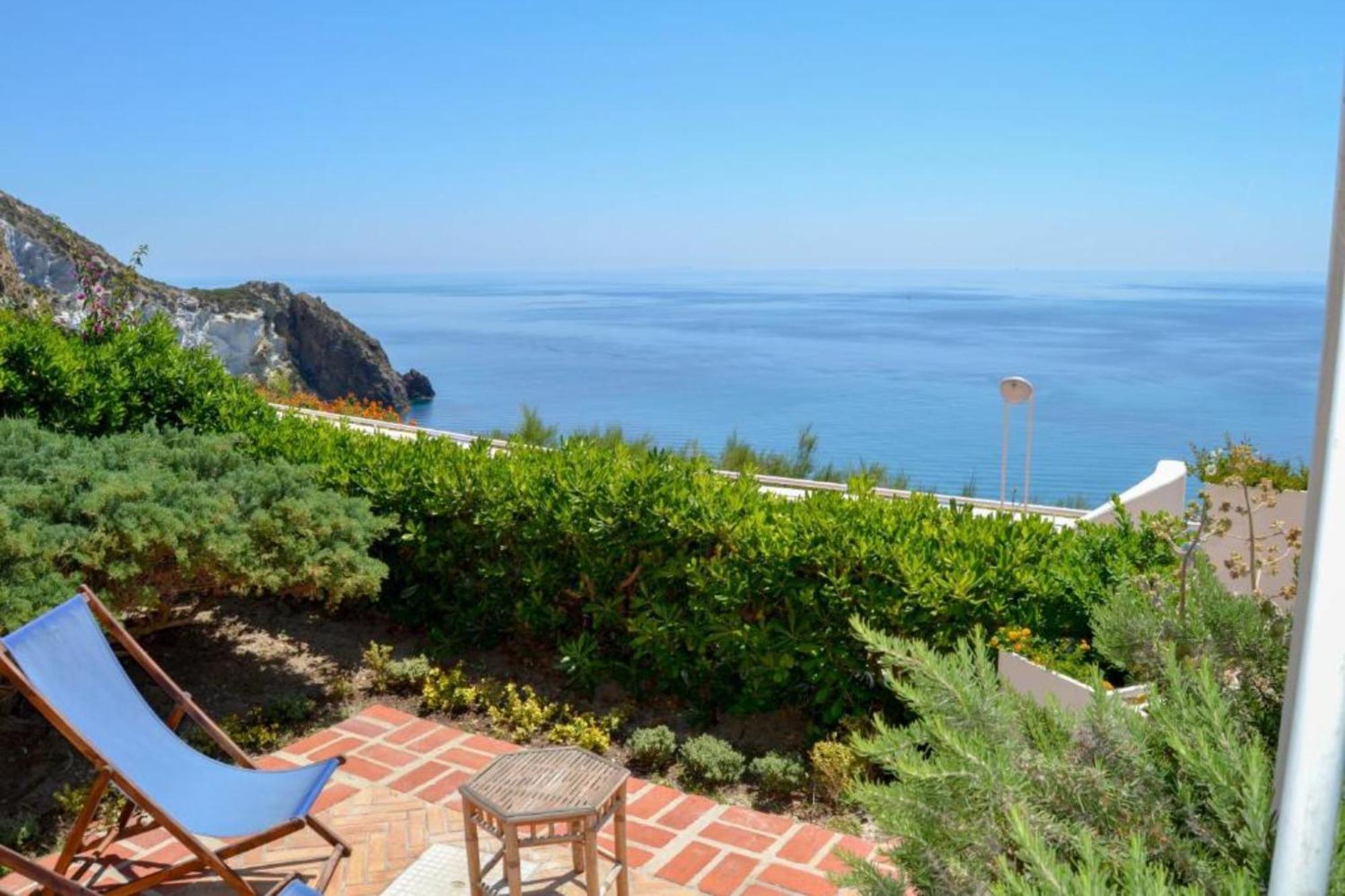 Maridea - Cave Apartments Ponza Bagian luar foto