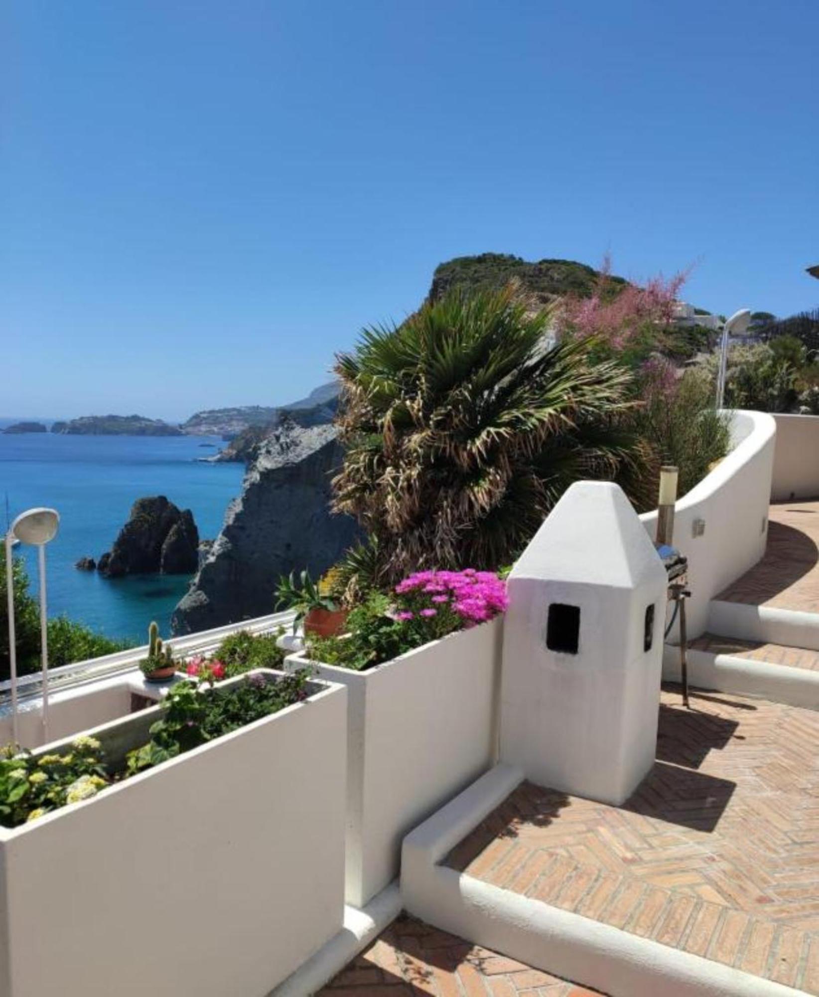 Maridea - Cave Apartments Ponza Bagian luar foto