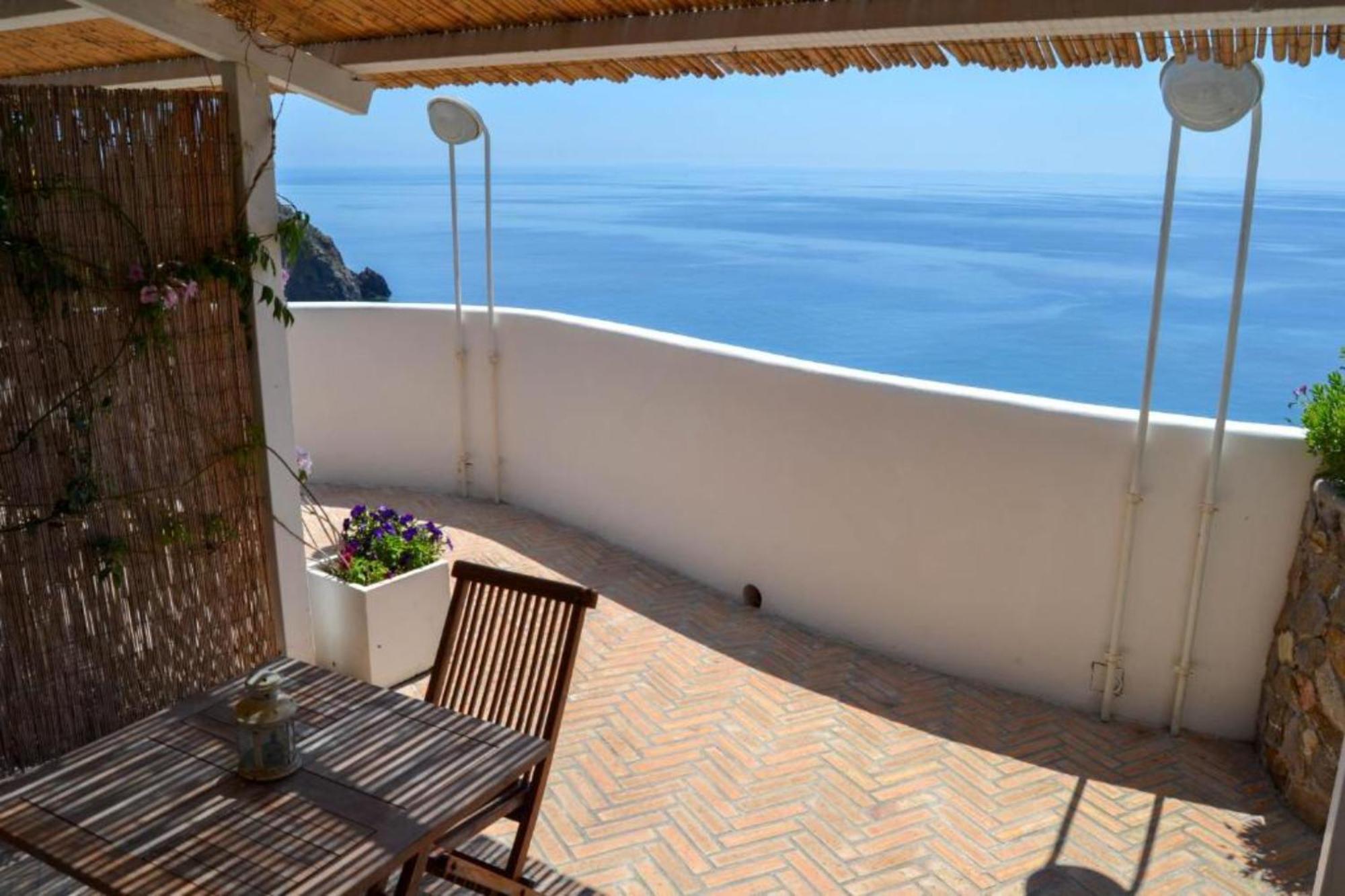 Maridea - Cave Apartments Ponza Bagian luar foto